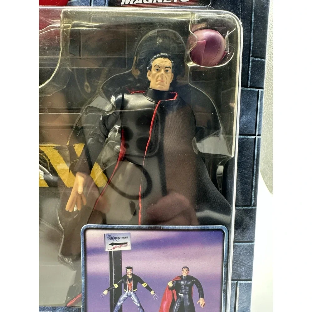 2000 TOY BIZ X-MEN THE MOVIE LOGAN VS MAGNETO 2 PACK ACTION FIGURES NEW